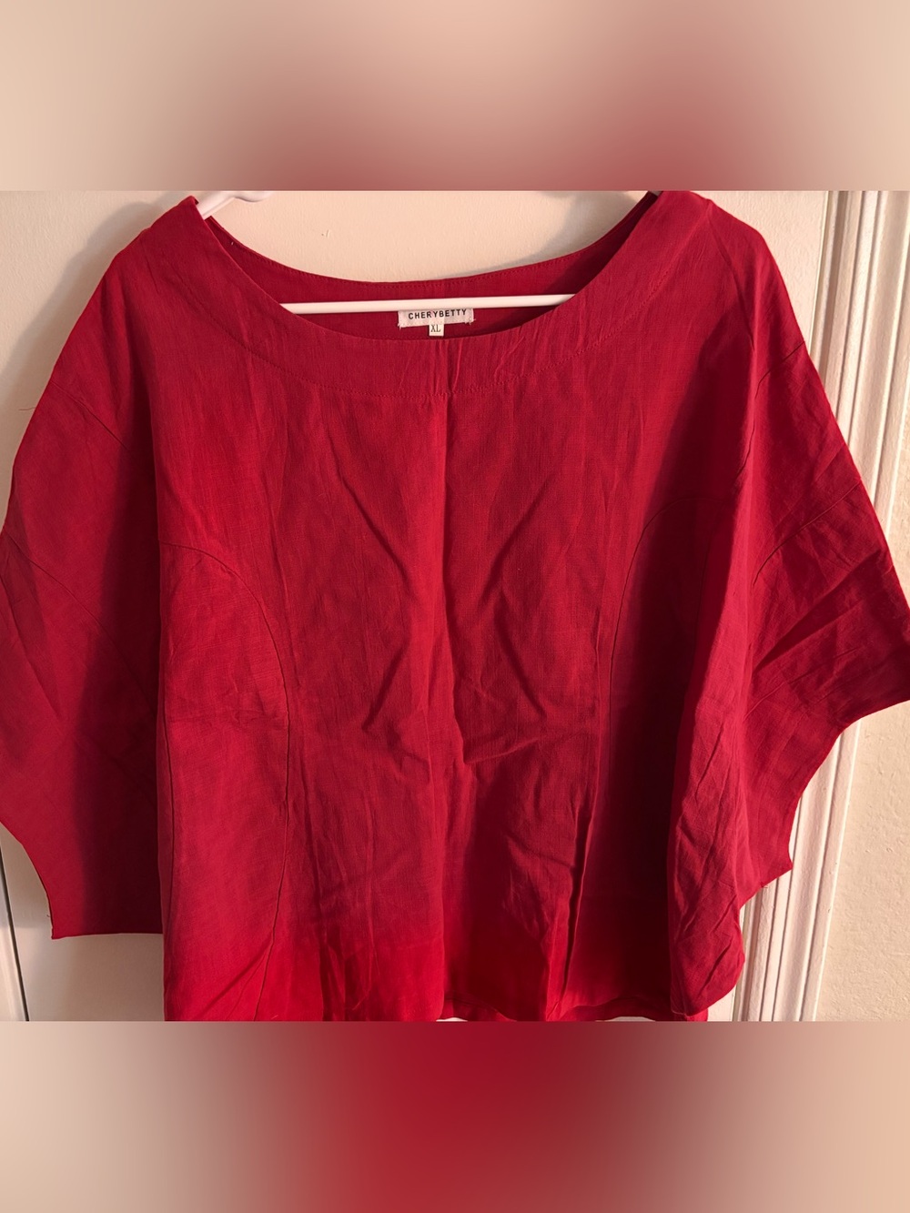 Chery Betty Women's Red Round-Neck Top